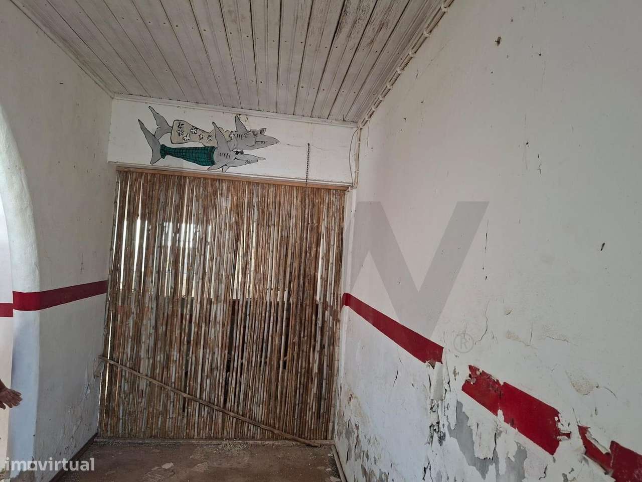 Oportunidade Única perto da praia em Sagres – Espaço Comercial-6