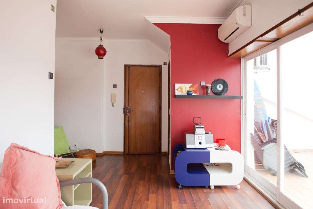 Quarto - localizado em Benfica Lisbon - Grande imagem: 4/10