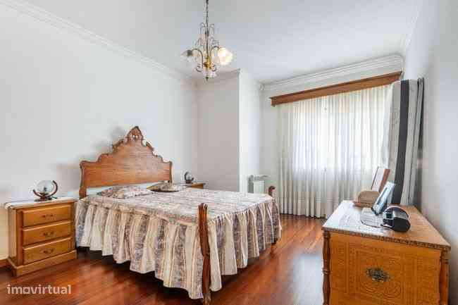 Espetacular Moradia em Banda T4 com jardim  em Sequeira - Braga-18