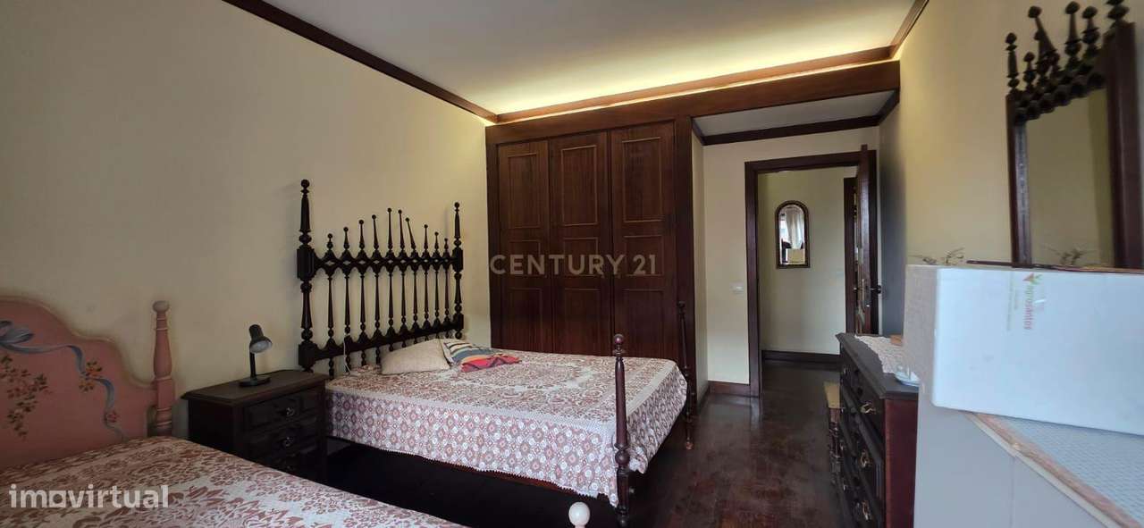 Apartamento T3 + 1 Guimarães-15