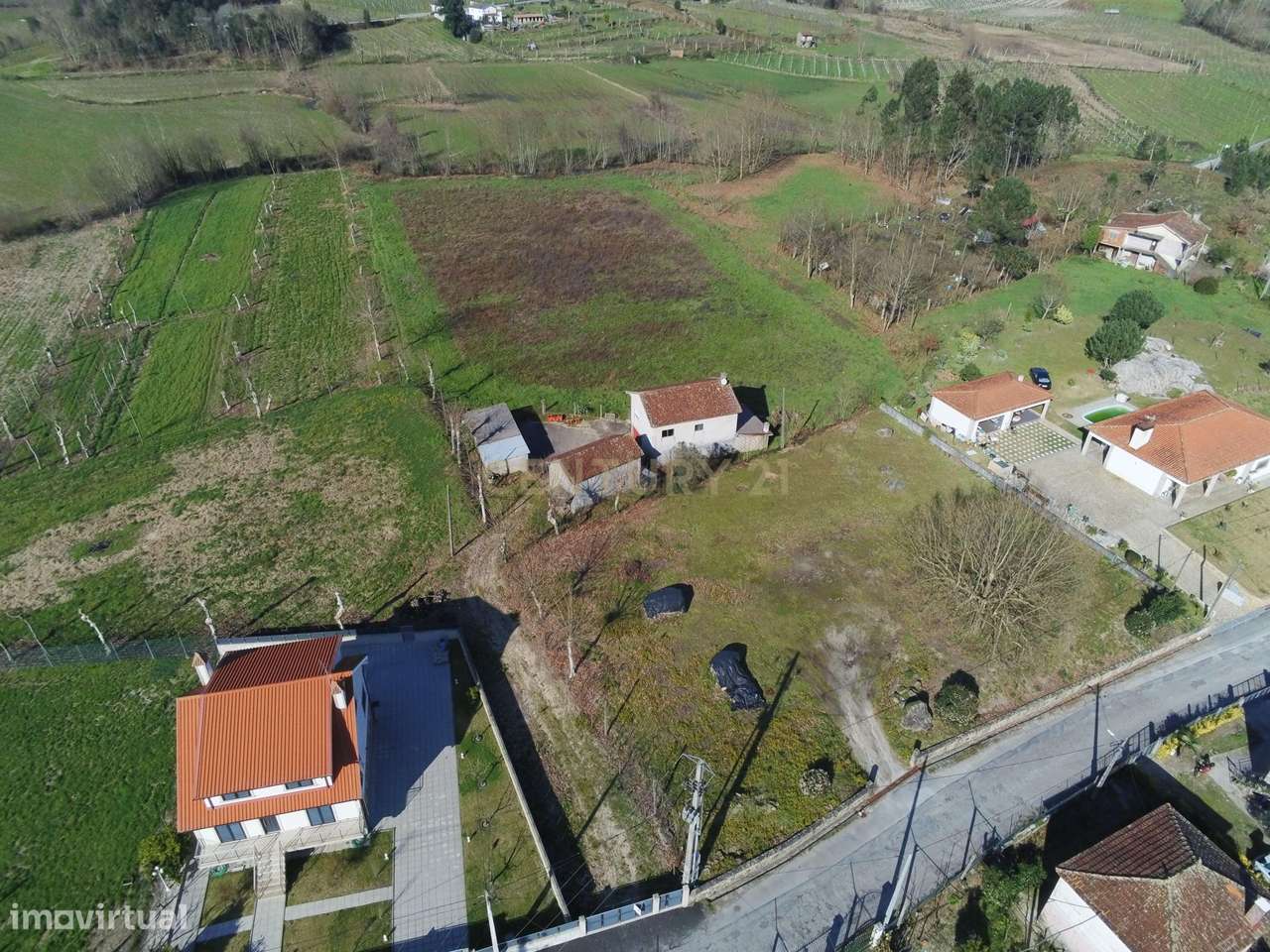 Quintinha para Venda – Um Refúgio Único em Plena Natureza a confrontar - Grande imagem: 5/42