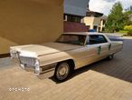 Cadillac Deville - 8