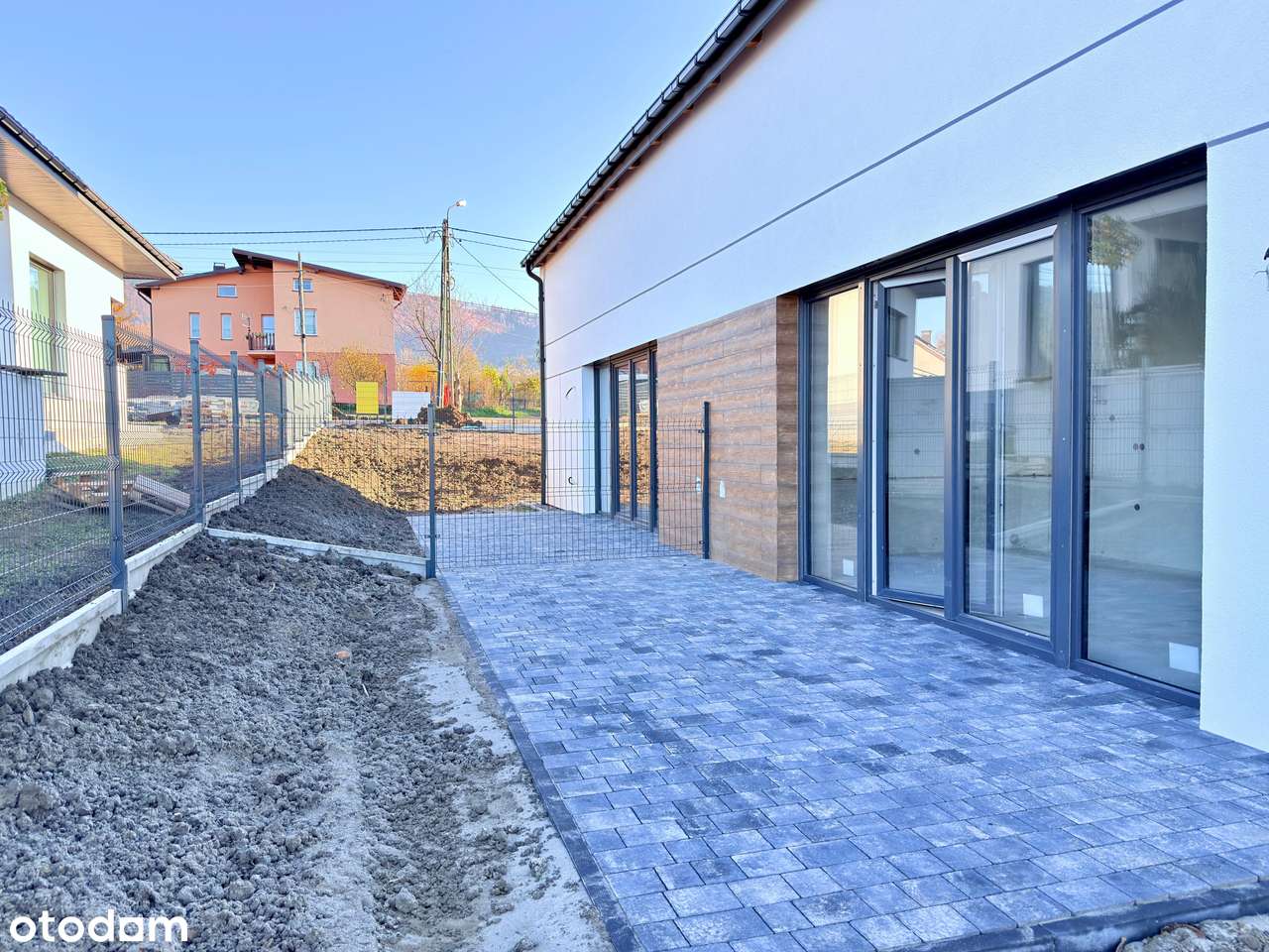 Nowe domy w najlepszej cenie na granicy miasta.-12