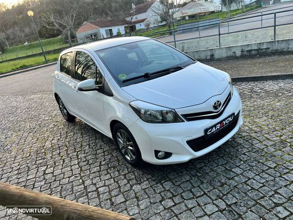 Toyota Yaris 1.4 D-4D Comfort+Navi - 13