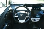 Toyota Prius Hybrid Executive - 14