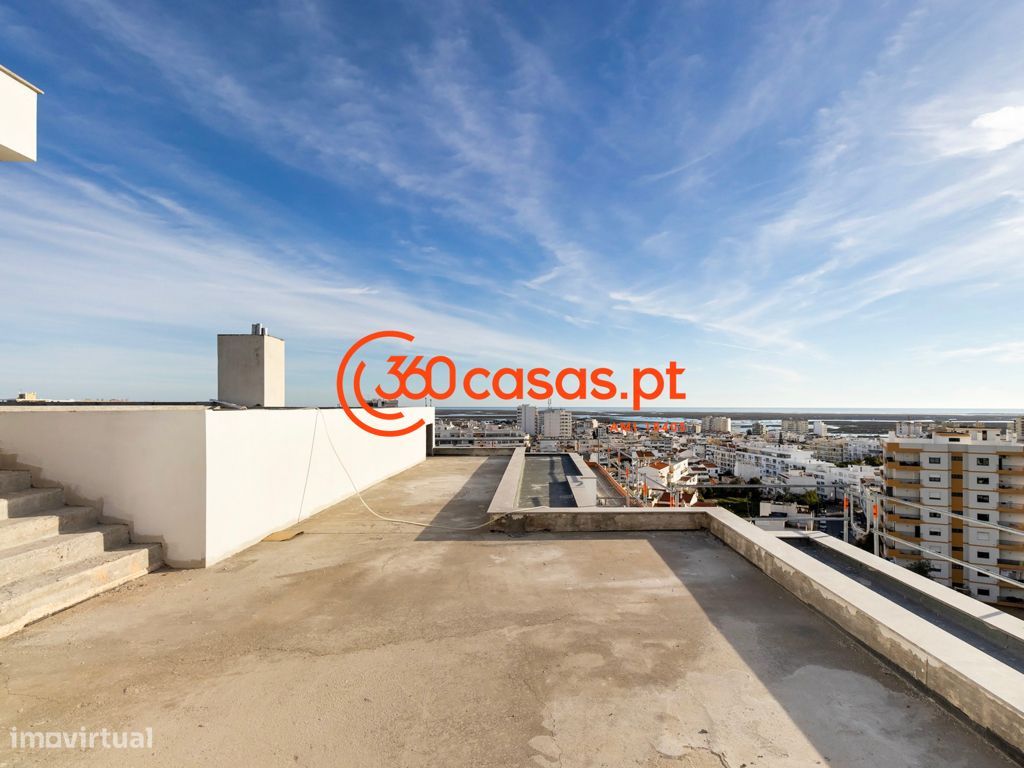 Apartamento de luxo T2 com piscina e garagem em Faro