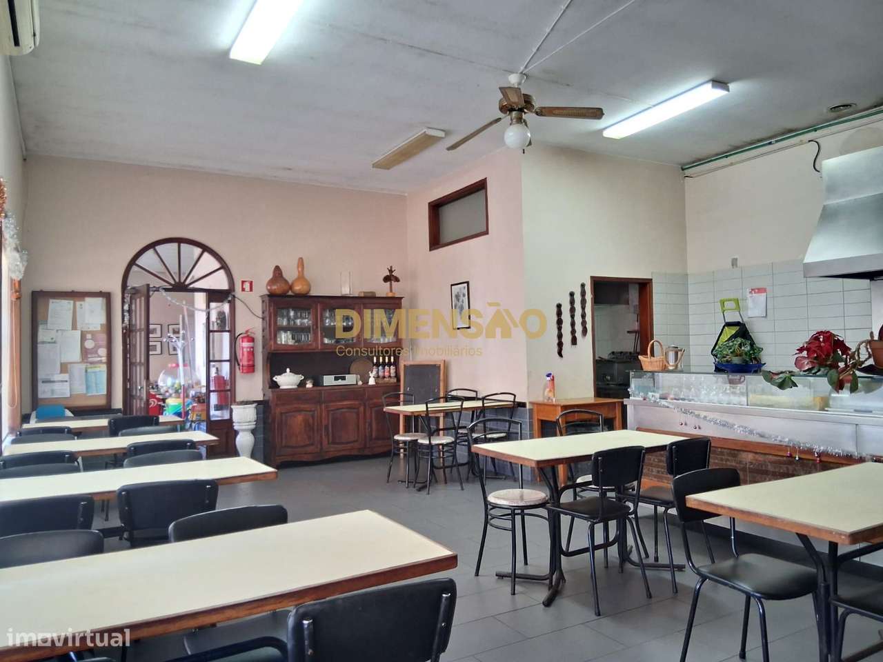 Trespasse de Café/Restaurante DCI136-11