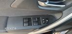 Toyota Auris 1.6 Premium Comfort - 10