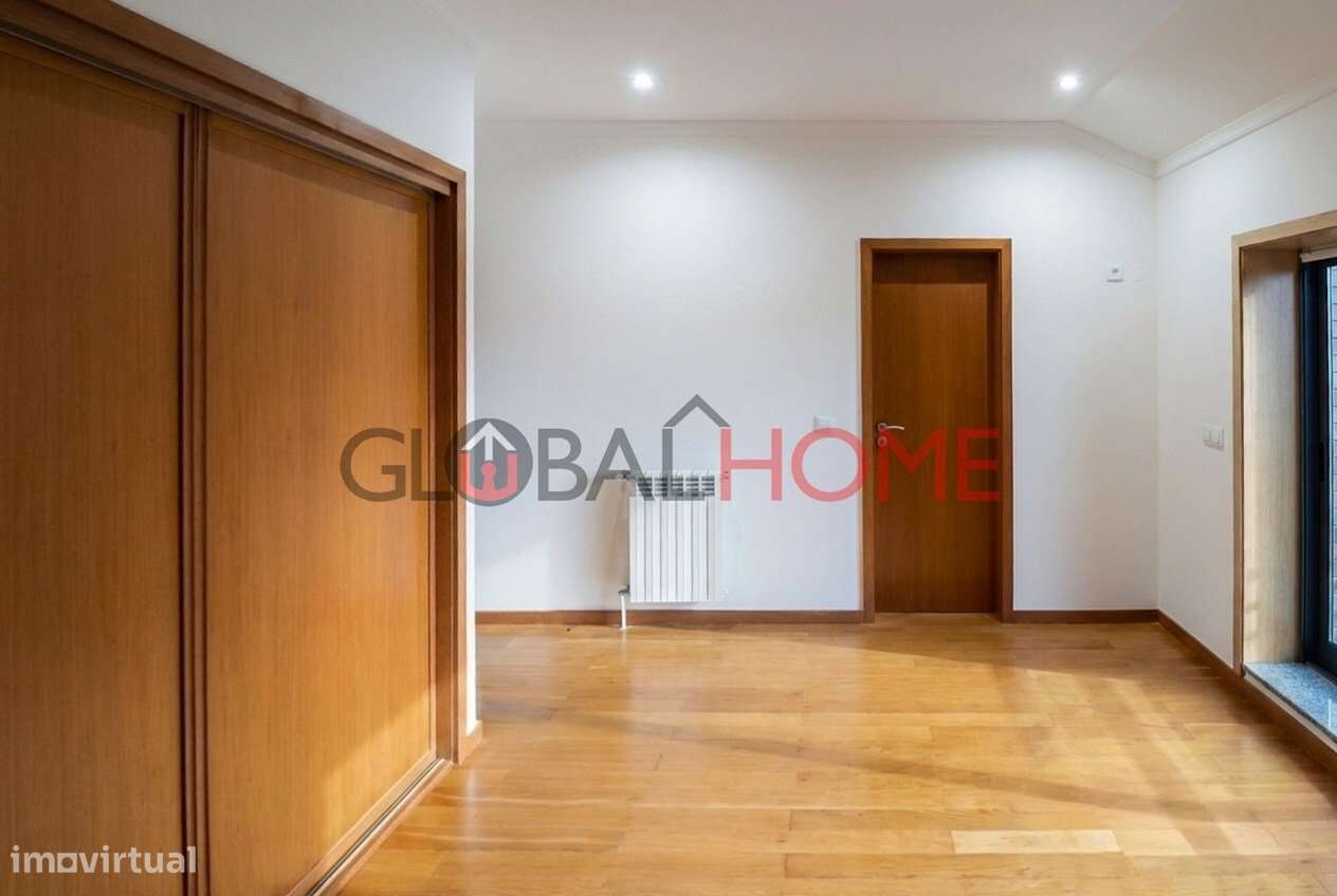 Duplex T2+1 com vista mar em Canidelo-45