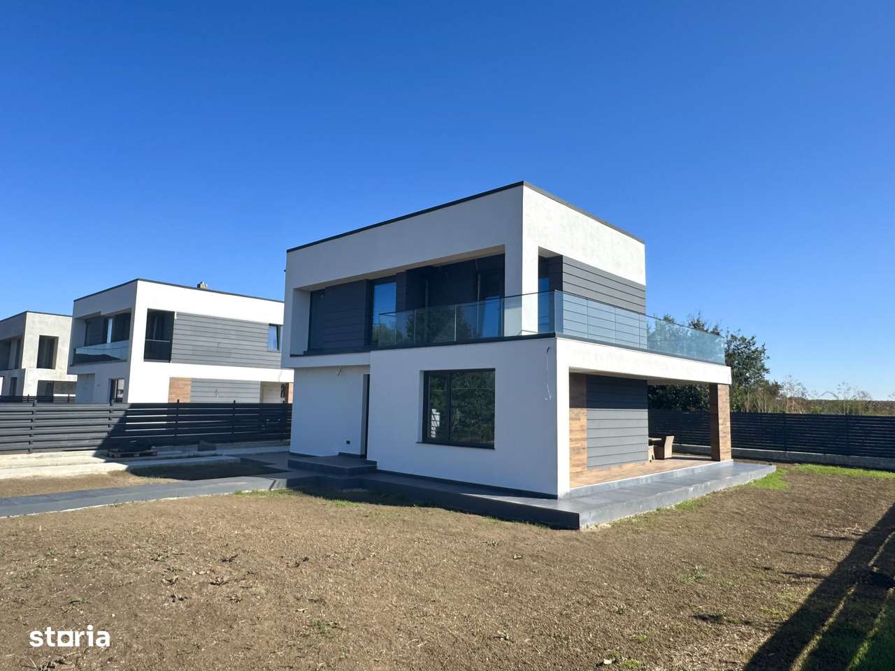 CANALIZARE! 500 mp teren! Incalz pard! Gazon! Vila 5 camere, Miroslava - Imagine principală: 2/2