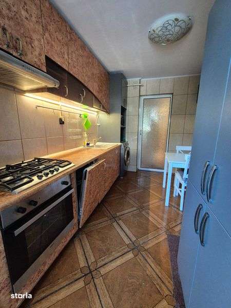 Inchiriez apartament 2 camere - Imagine principală: 5/8