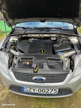 Ford Mondeo 1.8 TDCi Ghia - 14