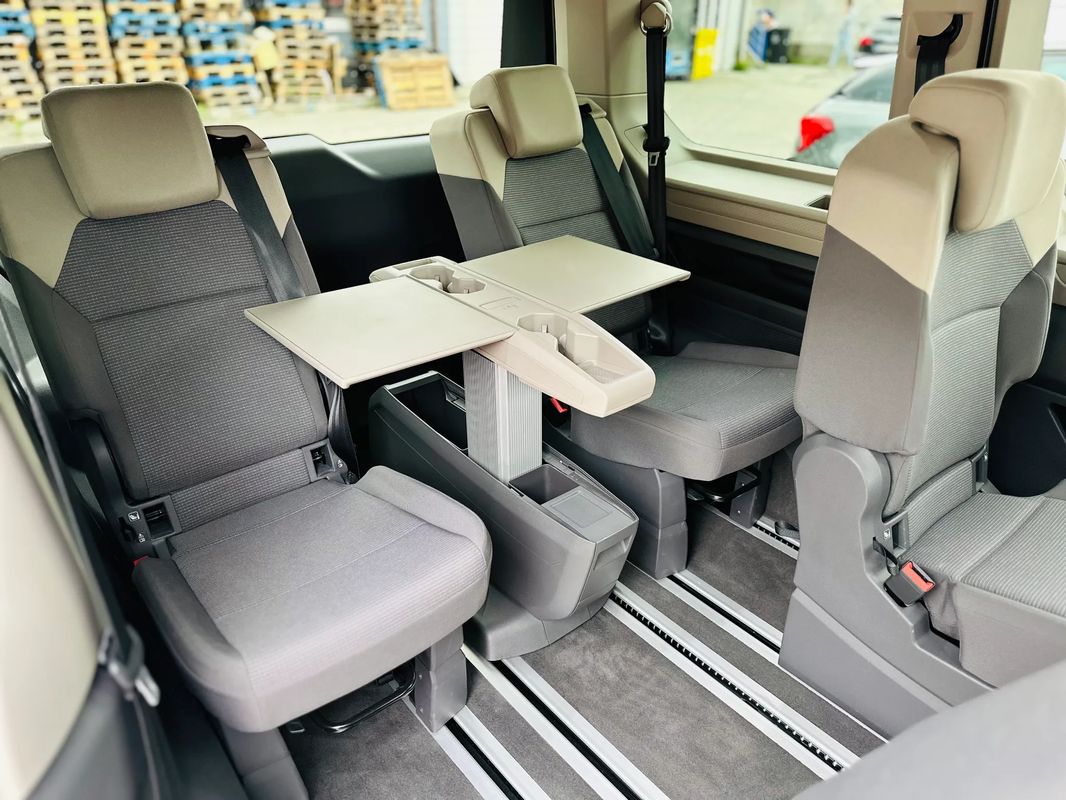 Volkswagen Multivan 2.0 TDI DSG 110KW - 11