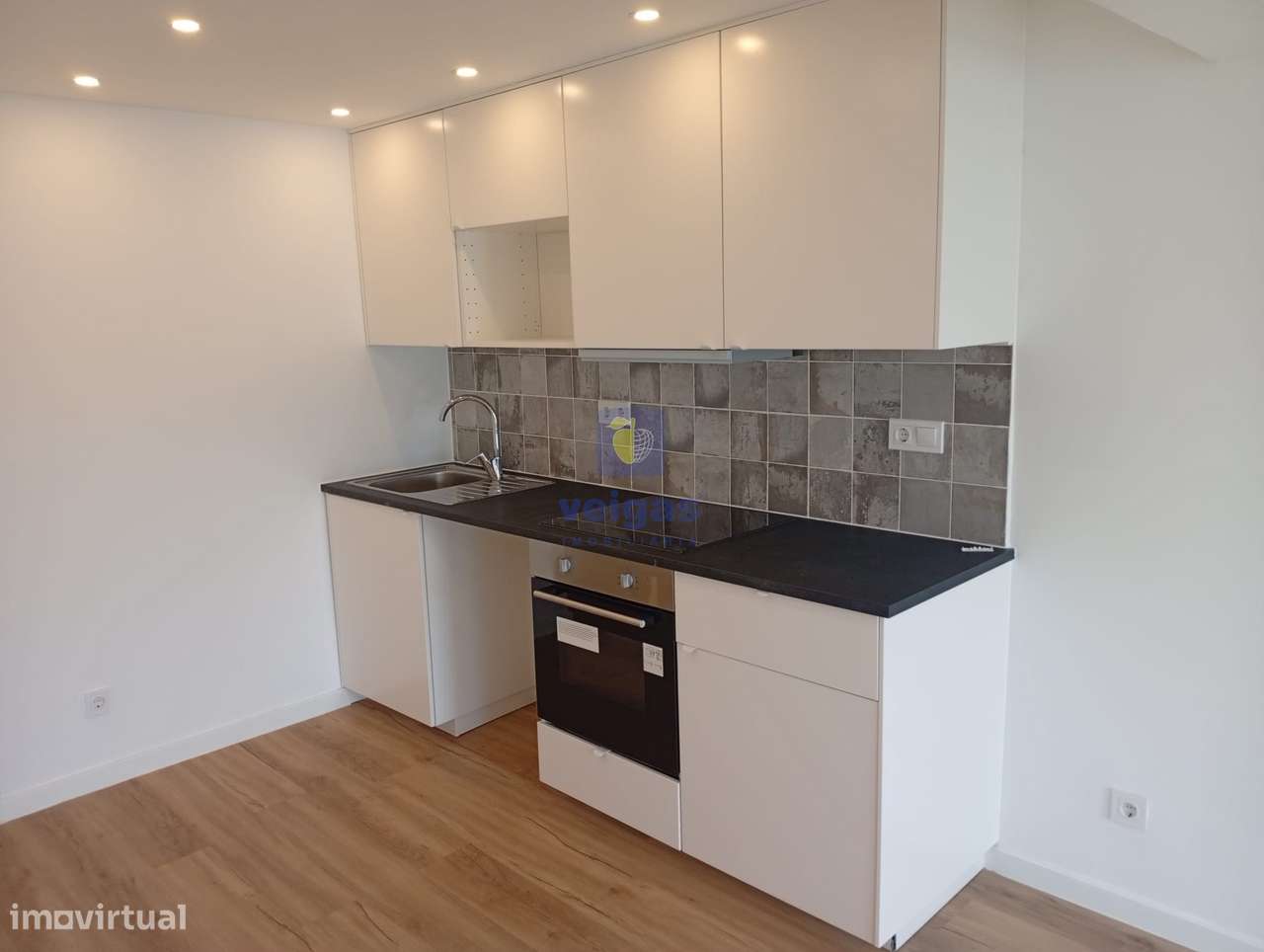 Apartamento T2 em São João da Talha-2