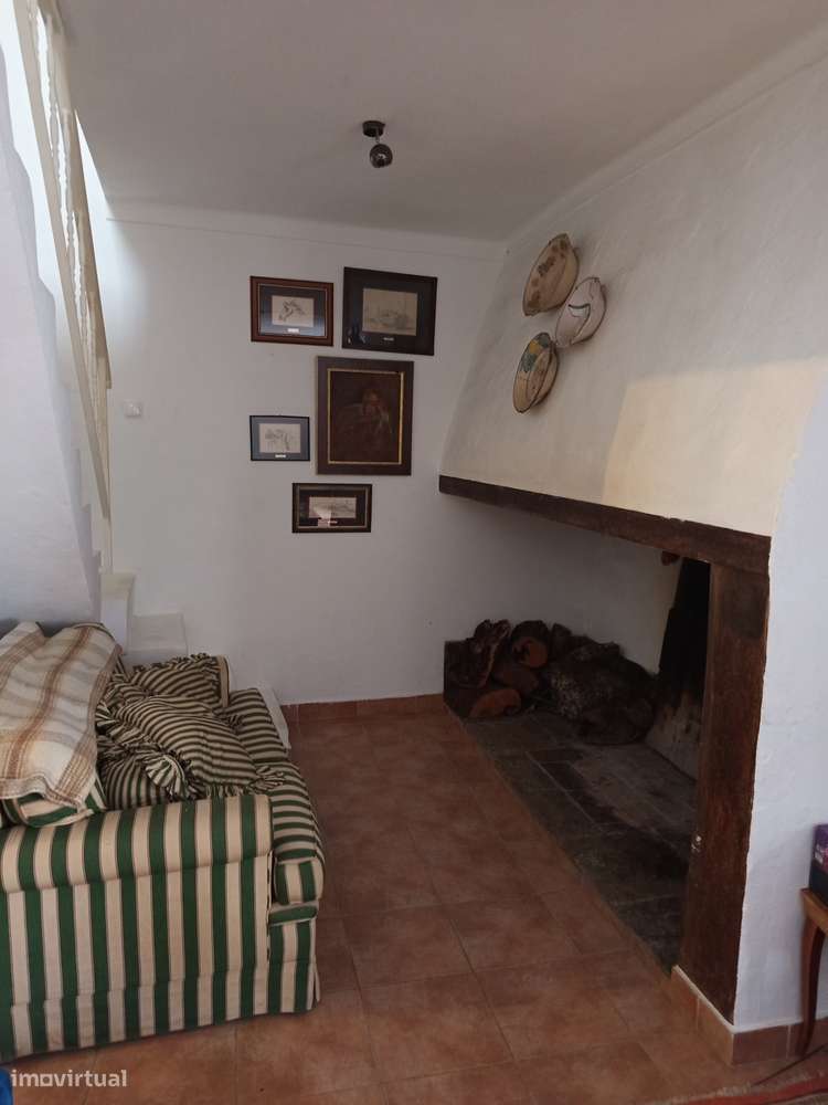 Casa antiga em Mourão recuperada-36