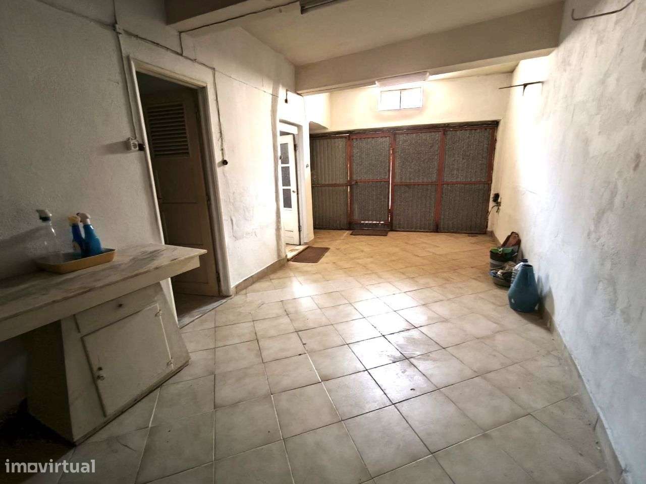 Moradia duplex em Valado dos Frades – excelente para investimento-43