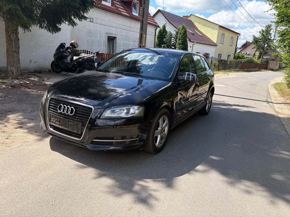 Audi A3 8P (2003-2012) 1.2 TFSI S tronic Attraction 2010