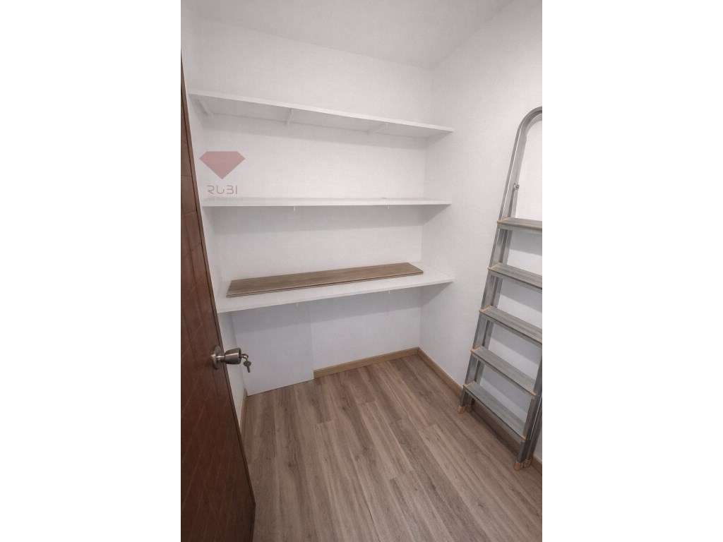 Apartamento T2 no Bonfim - Setúbal-7