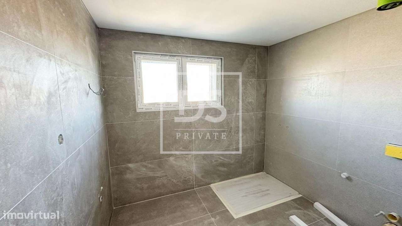 Apartamento T3  em fase final de construção no Ameal (Torres Vedras) a-10