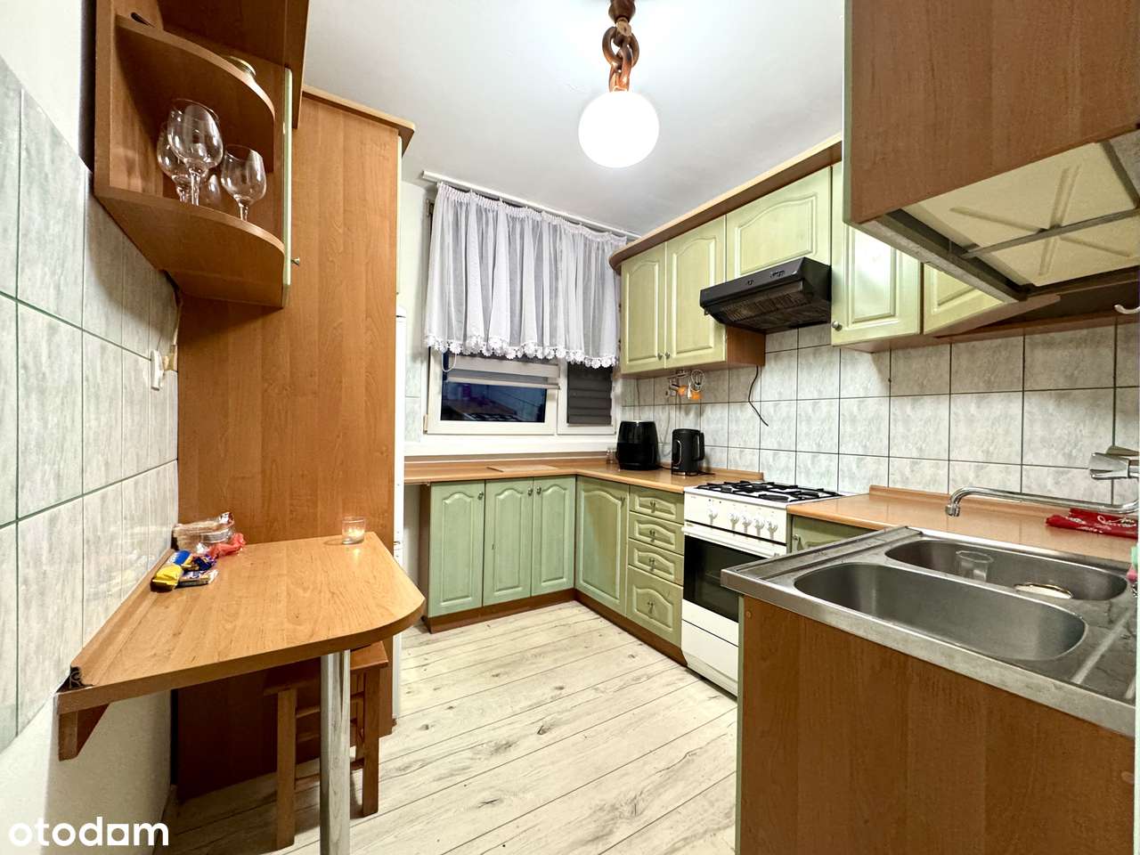 2 - pokojowe mieszkanie w centrum Oleśnicy !-5