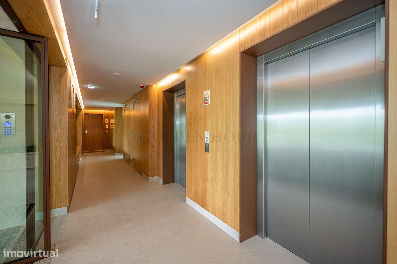 Apartamento T3 de Luxo na Quinta Marques Gomes | Golden Hour Real Esta-33