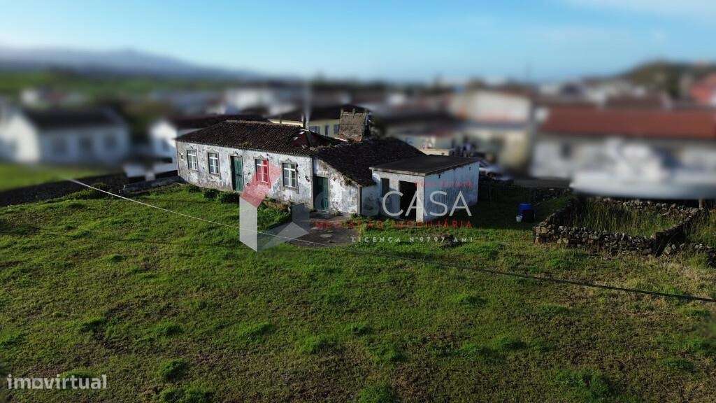 Conjunto de dois prédios urbanos com elevado potencial – Venda exclusi-5