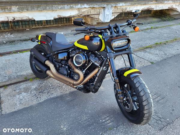 Harley-Davidson Softail Fat Bob - 2
