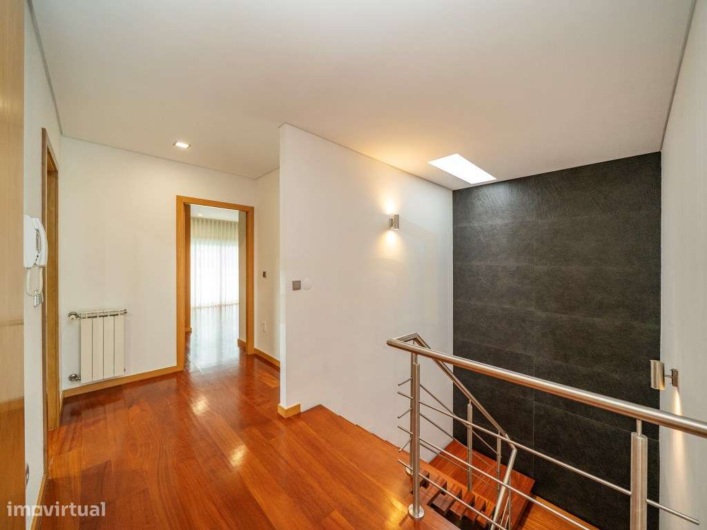 Moradia Gaveto T3 em Braga-24