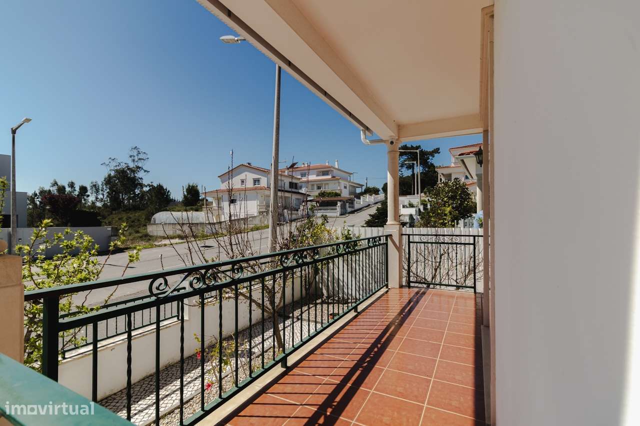 Moradia Isolada T4 / Casal de Matos / Leiria-28