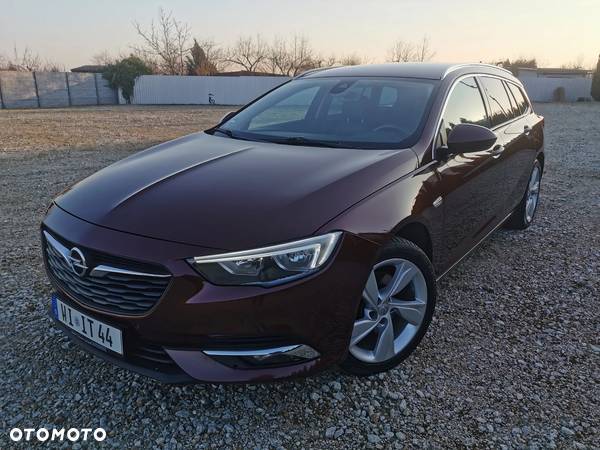 Opel Insignia - 1