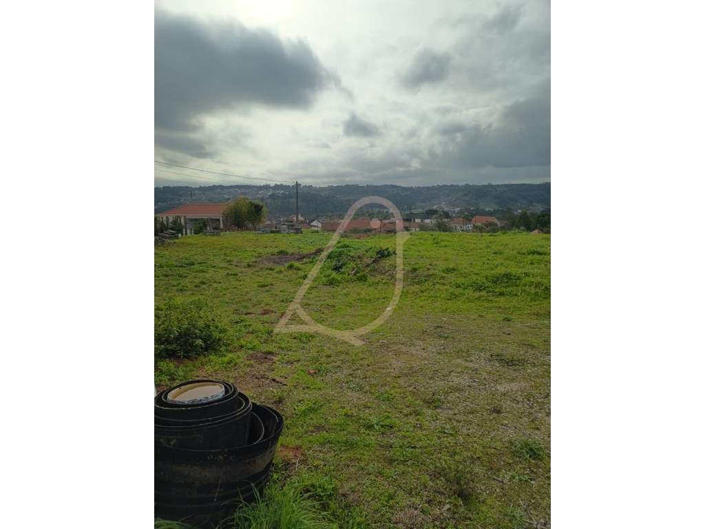 Terreno Exclusivo com 3.560 m² e Elevado Potencial de Construção em... - Grande imagem: 5/5