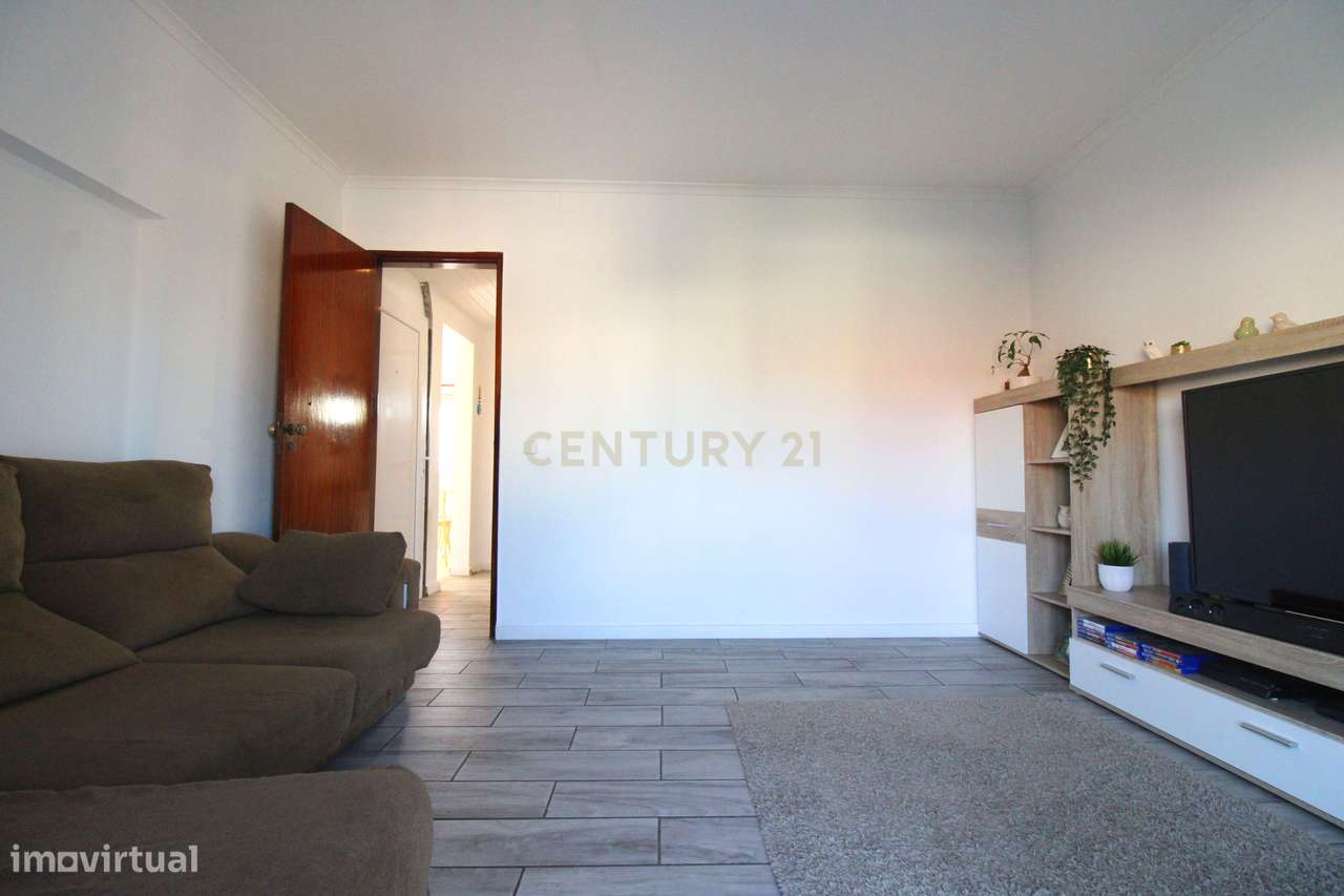 Espetacular Moradia T5 no Casal Do Marco com Garagem - Grande imagem: 4/37