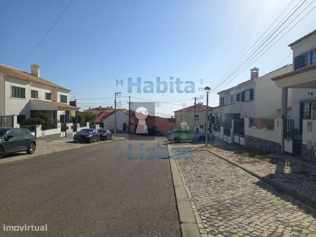 Moradia V4 + 1 em Ribamar - Vista Mar-23
