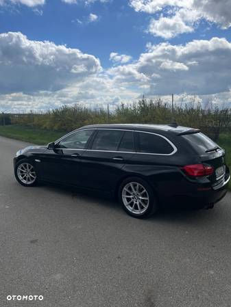 BMW Seria 5 520d Touring - 6