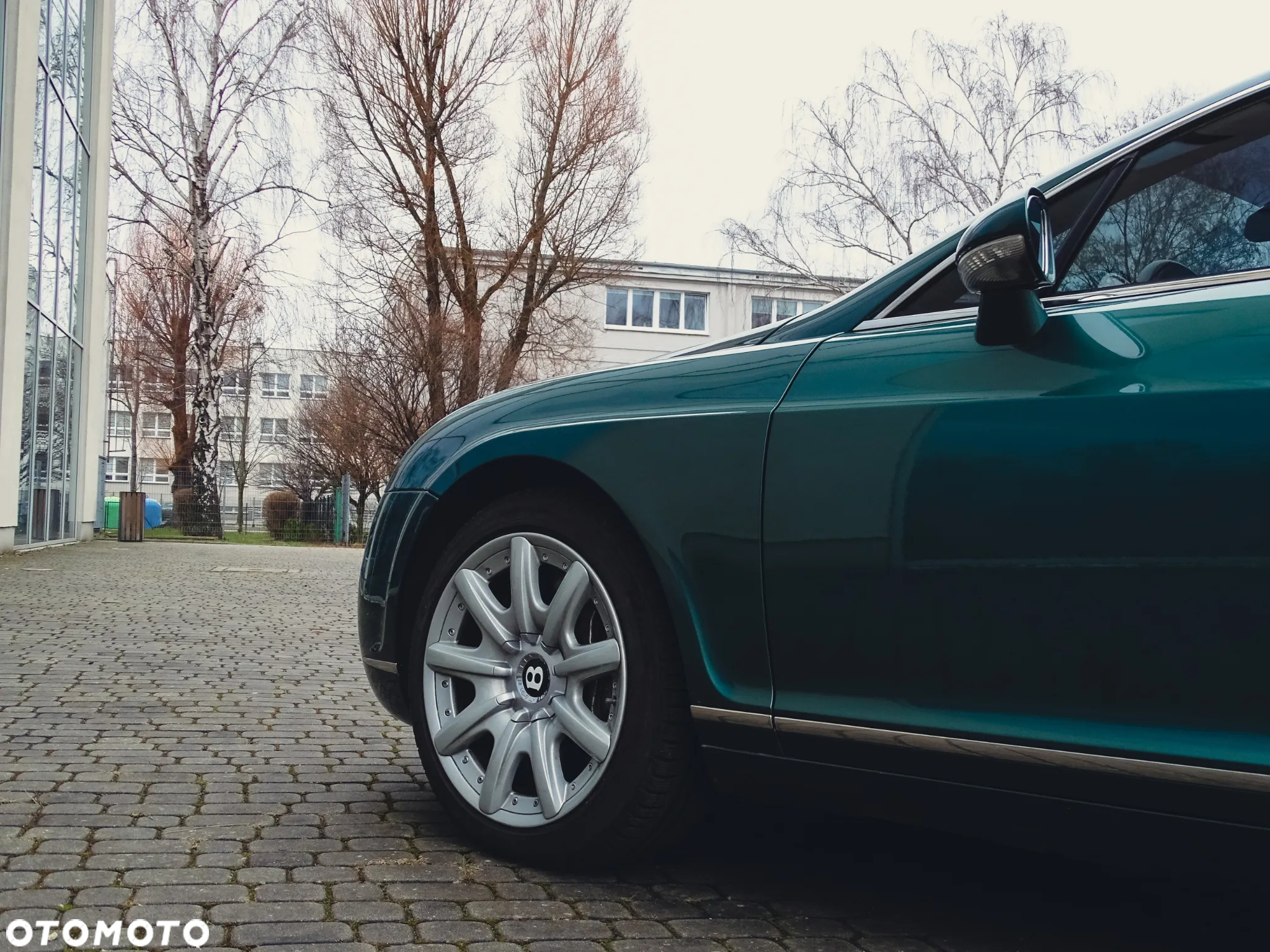 Bentley Continental GT Standard - 12