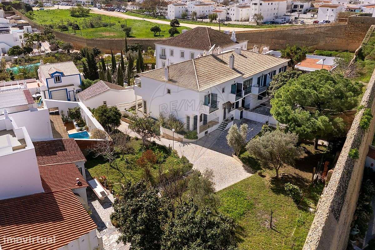 Moradia T5 para venda-39