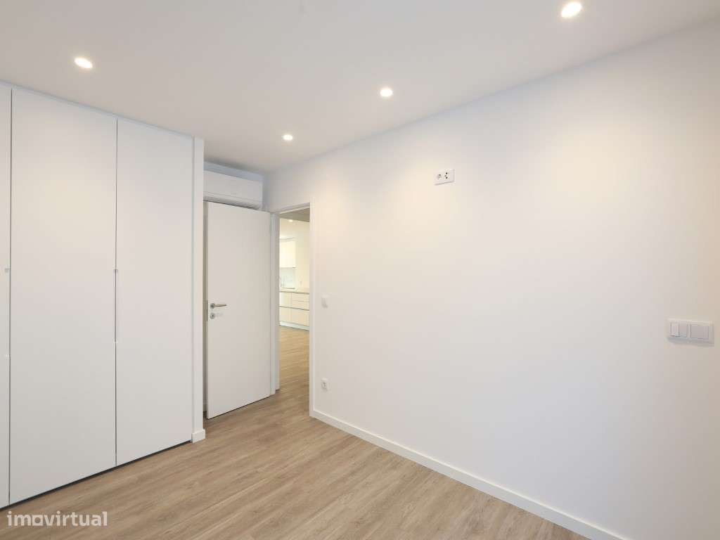 Magnífico Apartamento T2 com terraço privado a 2 passos da praia da...-12