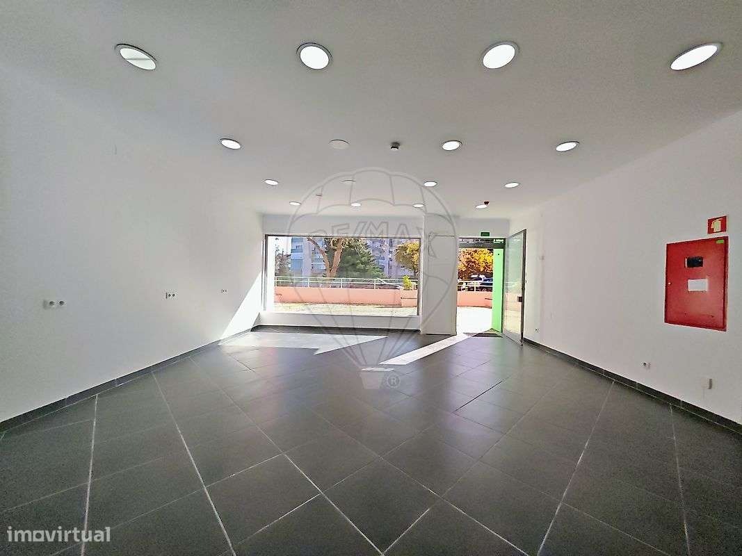 Loja  para arrendamento - Grande imagem: 5/35