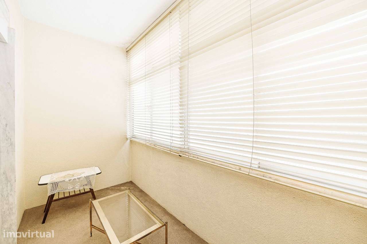 T2 a escassos passos da estação de comboio de Barcarena-6