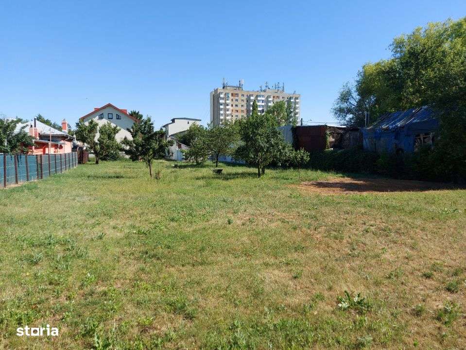 O proprietate imobiliara deosebita, formata din casa si mult teren!-5