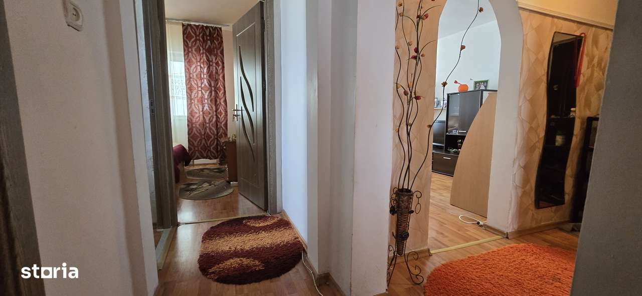 Comision zero la cumparator! Vanzare apartament 3camere micro 11-1