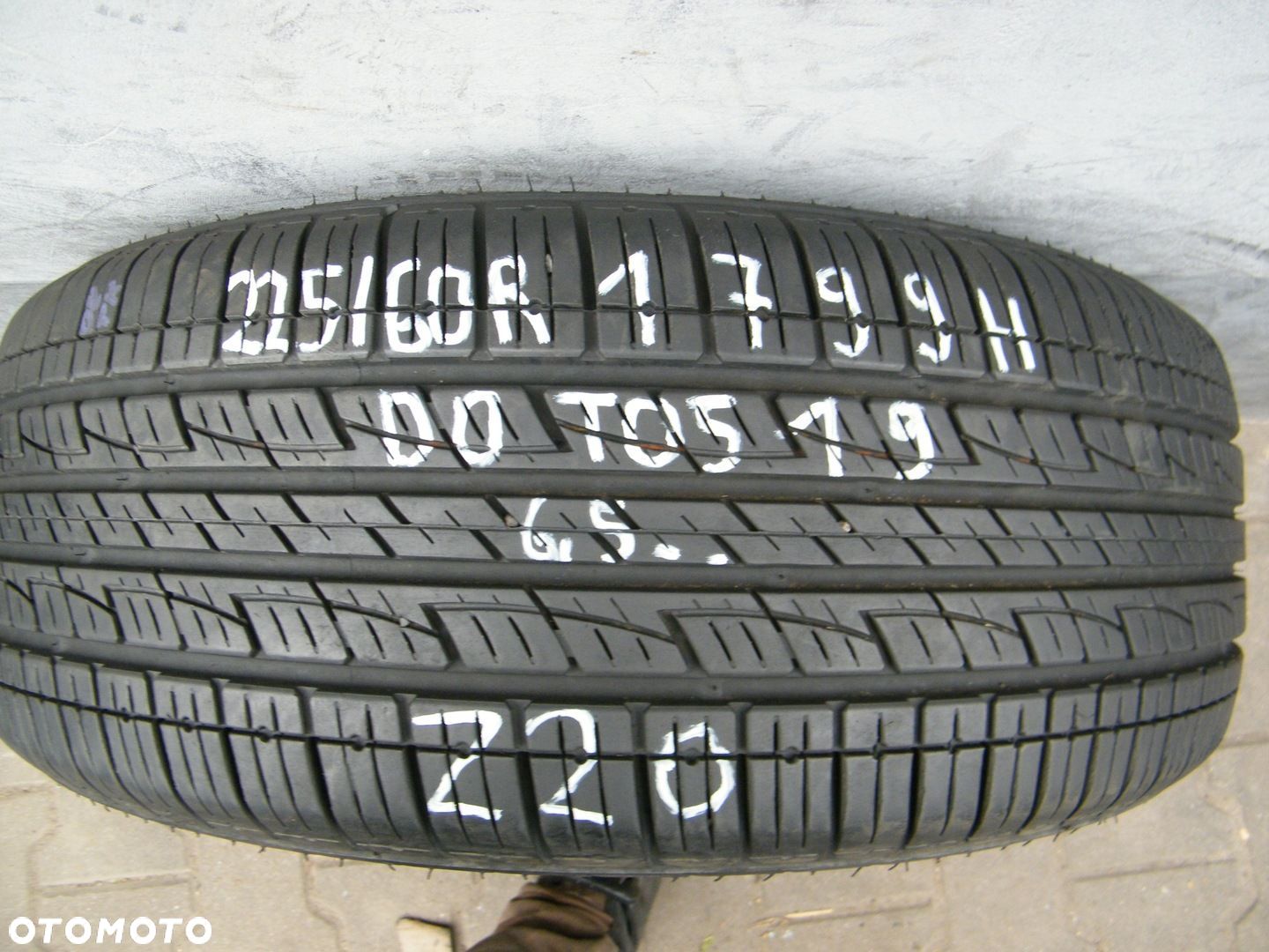 Z20 1xLATO 225/60R17 99H KUMHO SOLUS KL21 - 1