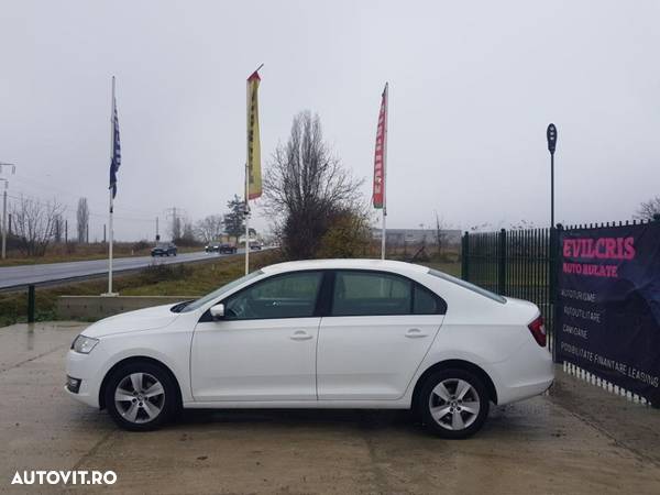 Skoda RAPID 1.4 TDI DSG Style - 4