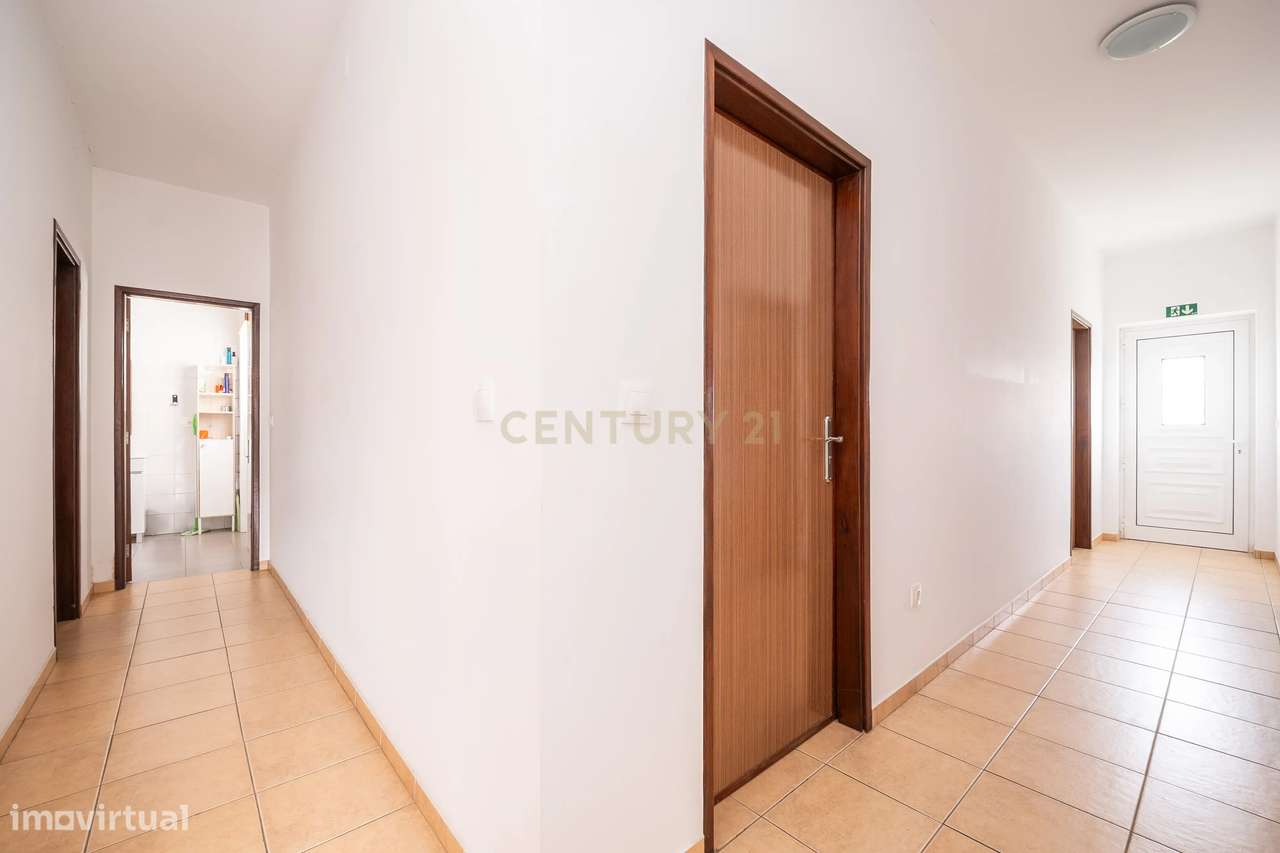 Prédio em Propriedade Total | Alto de São João – Coimbra-11