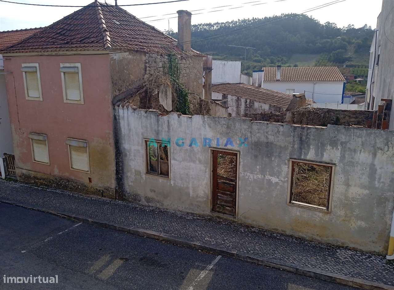 ANG1491 - Moradia T3 para Venda em Santa Catarina, Caldas da Rainha - Grande imagem: 5/8