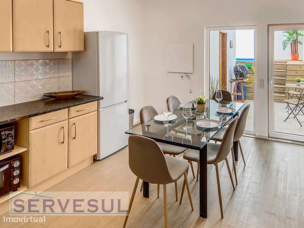 Espetacular Moradia geminada de 3 quartos e piscina, com uma bonita... - Grande imagem: 5/23