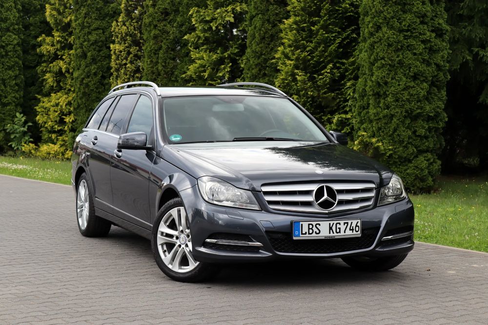 Mercedes-Benz C W204 180 (BlueEFFICIENCY) 7G-TRONIC Avantgarde 2013