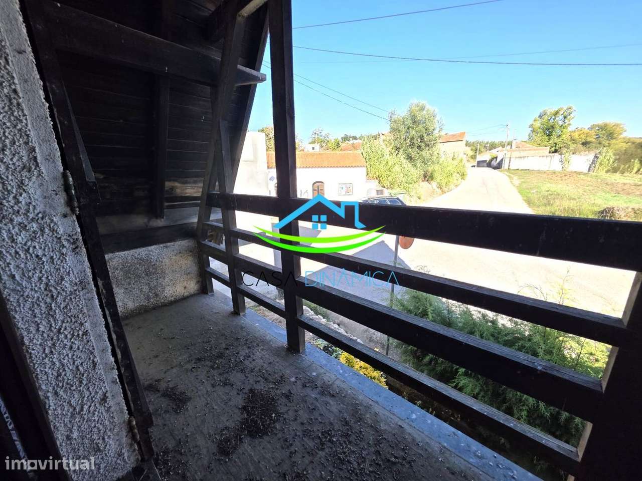Moradia T3 em Azenha com terreno de 2000m2-18