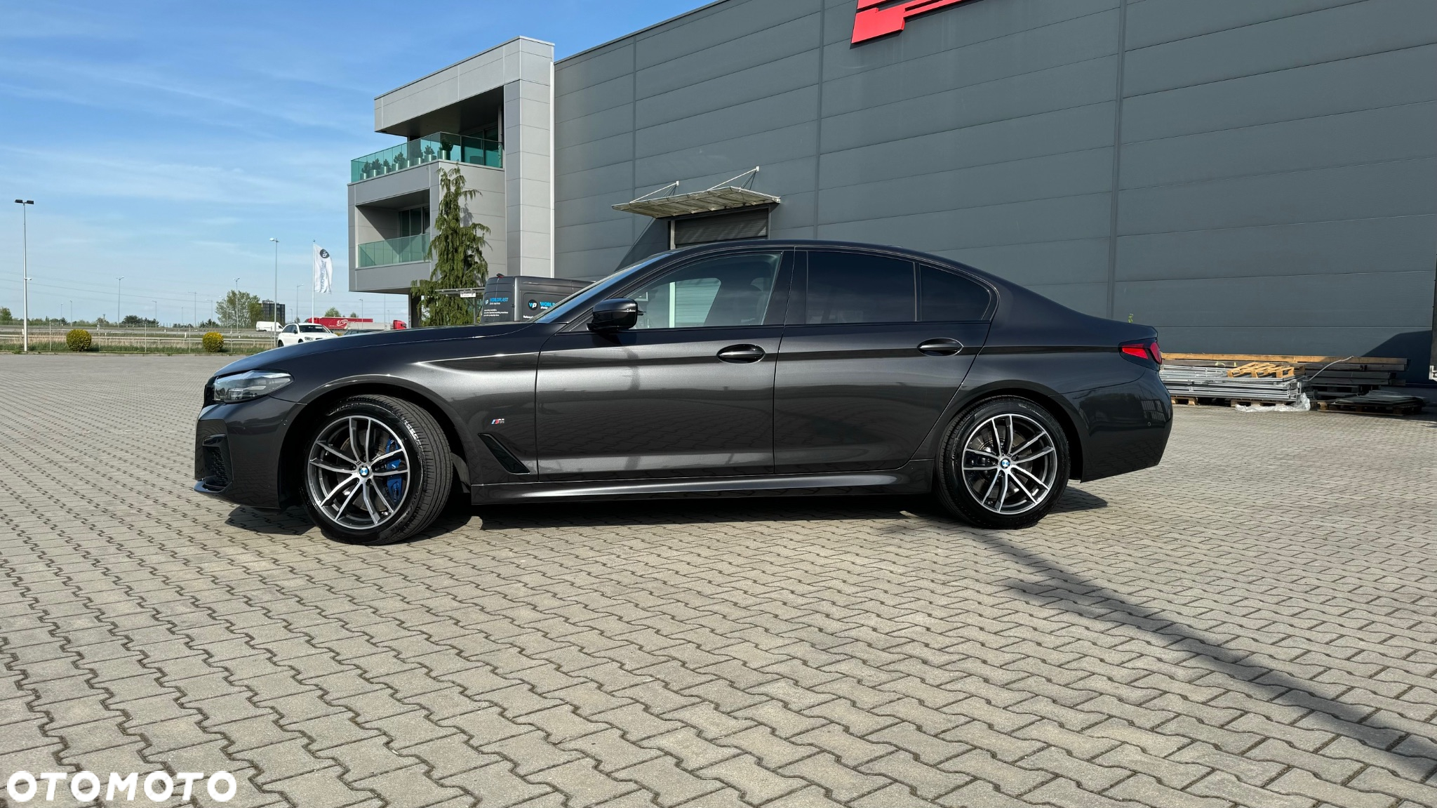 BMW Seria 5 540i mHEV M Sport sport - 3