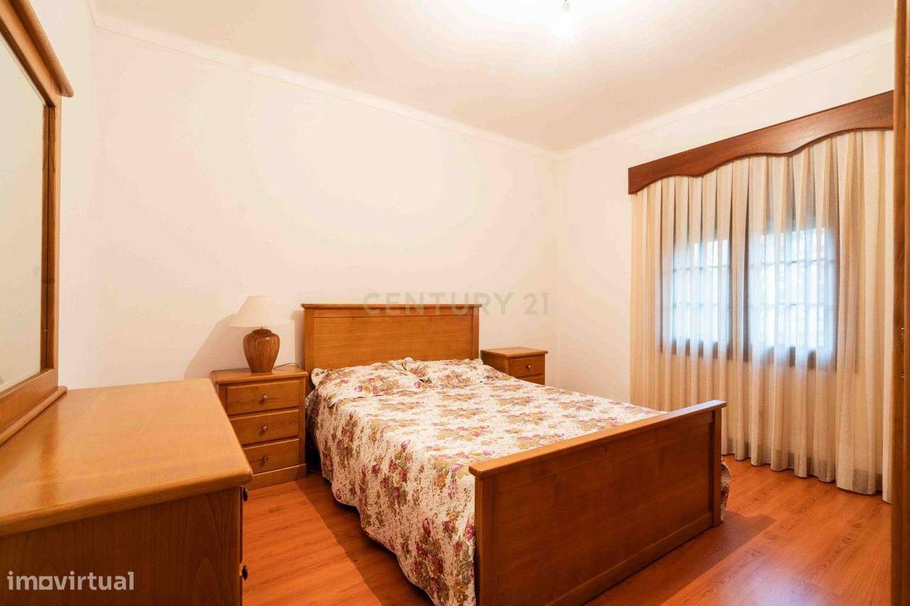 Vende-se Moradia T4 na Póvoa da Abraveia – Vila Nova de Poiares-7